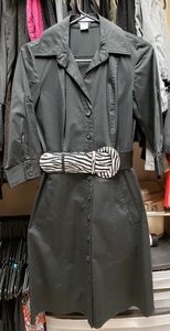 Ann Taylor Basic Black dress Zebra Belt size 0